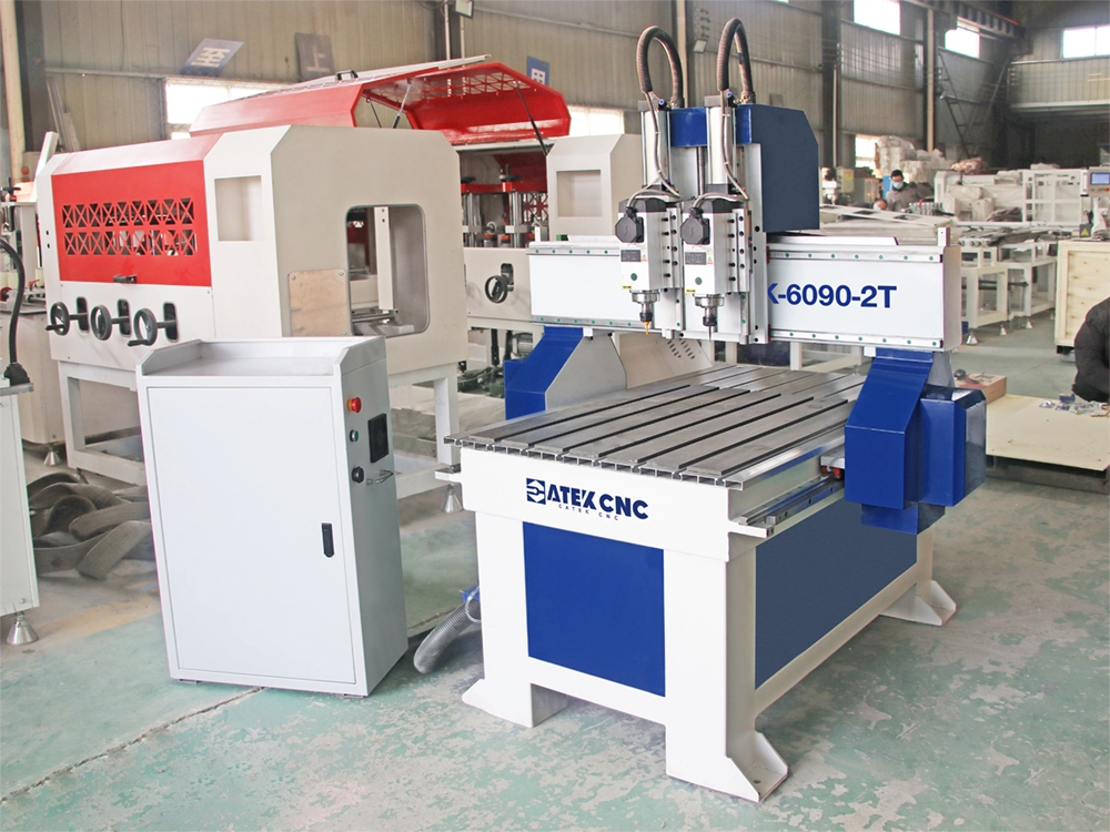 Mini CNC router with two spindles Mini CNC router with two spindles