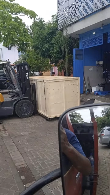 The ATC CNC lathe purchased by the American customer has arrived.