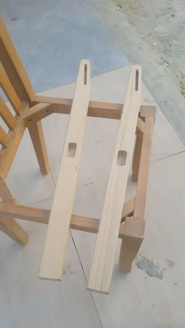 The Malaysian customers used the 7-in-1 CNC woodw lathe to process chair legs