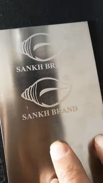 The Philippine customers used a fiber laser marking machine to mark the logo on the stainless steel plate