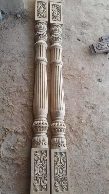 The Indian customers used 4-in-1 CNC wood lathe to process stair newels