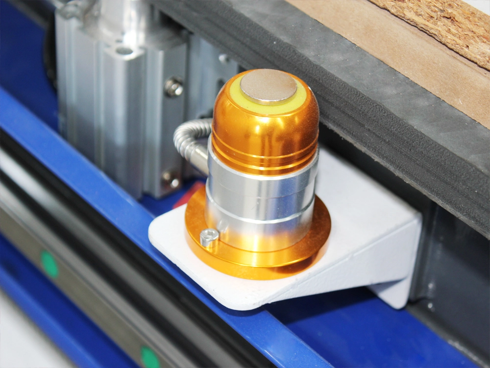 Automatic tool setter