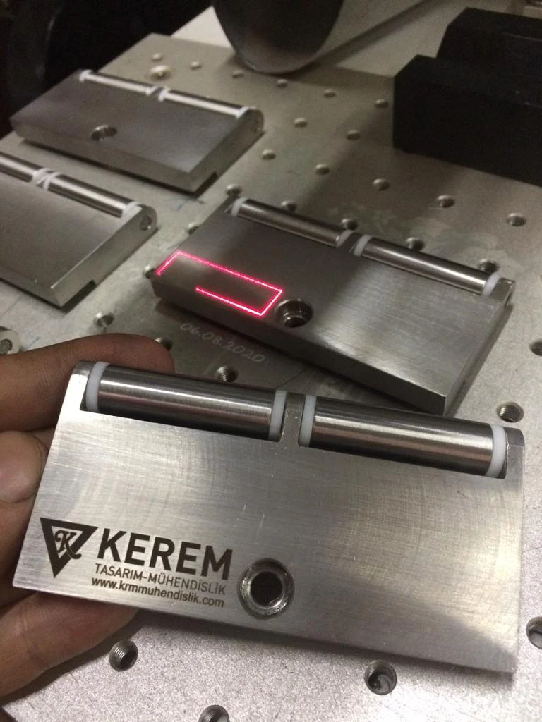 The Dominican customers used fiber laser marking machines to mark metal parts