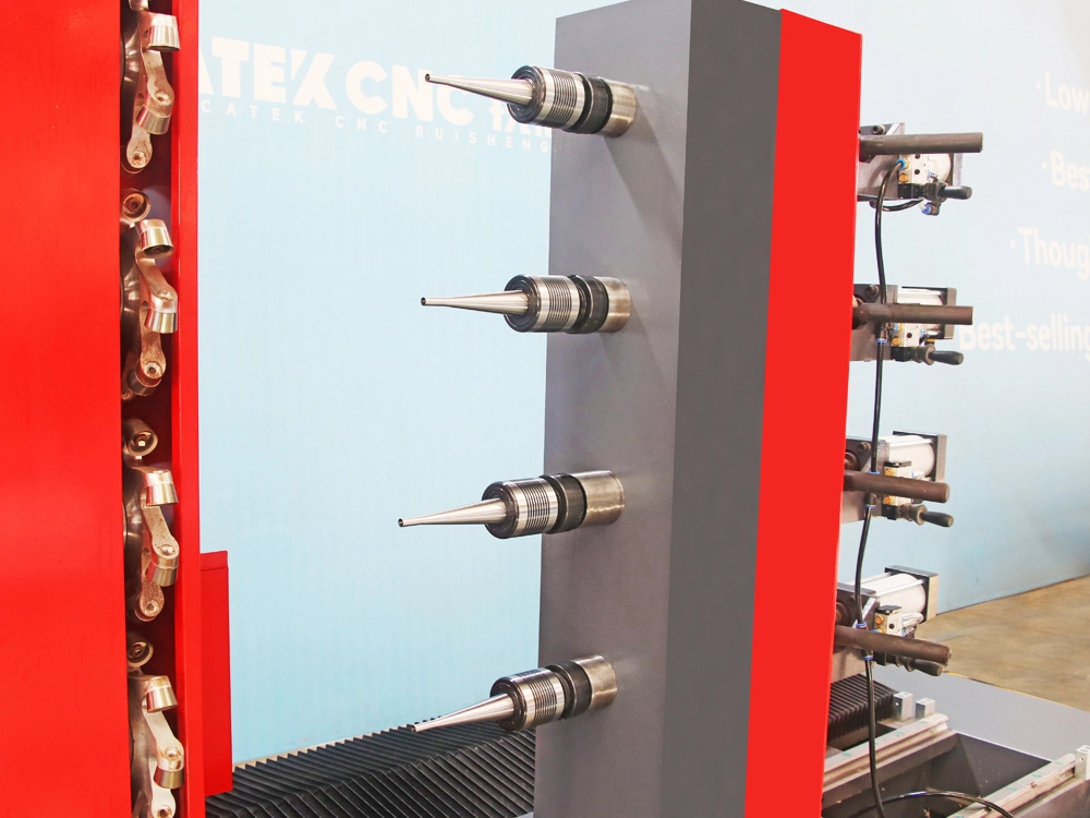 Integral cast tailstock Integral cast tailstock for CNC copy lathe