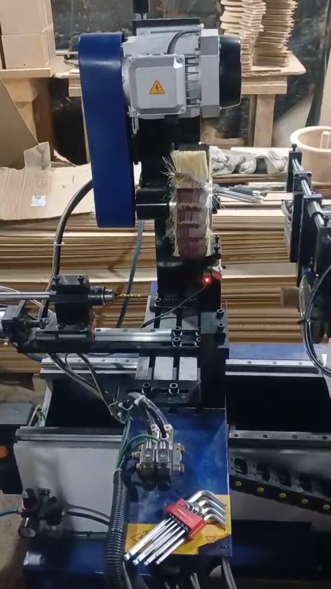 The 0715 small CNC woodworking lathe purchased by Chilean customers