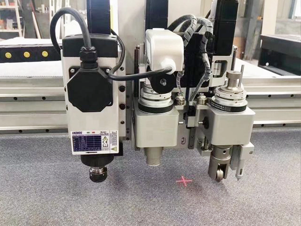 Cheap Oscillating Knife Cutting Machine for Cutting Fabric and Leather Cheap Oscillating Knife Cutting Machine for Cutting Fabric and Leather