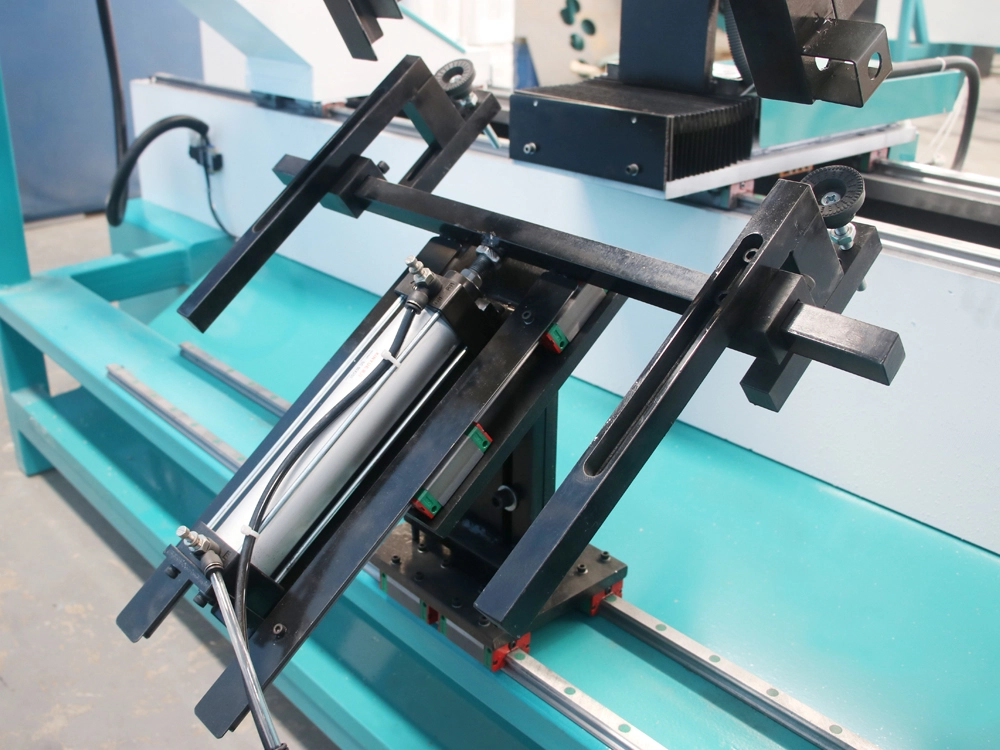 Affordable Single-Knife Wood Turning Lathe with Self-Feeding Affordable Single-Knife Wood Turning Lathe with Self-Feeding