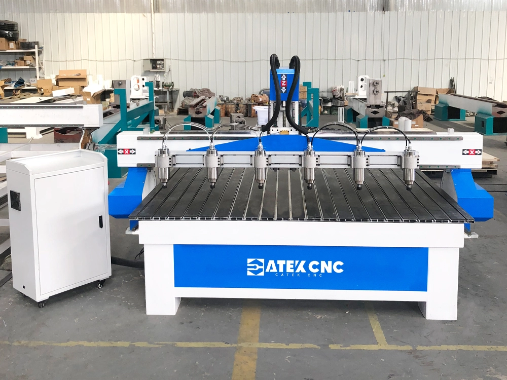Multi-Head CNC Engraving Machine for Engraving of Multiple Wood Panels Multi-Head CNC Engraving Machine for Engraving of Multiple Wood Panels