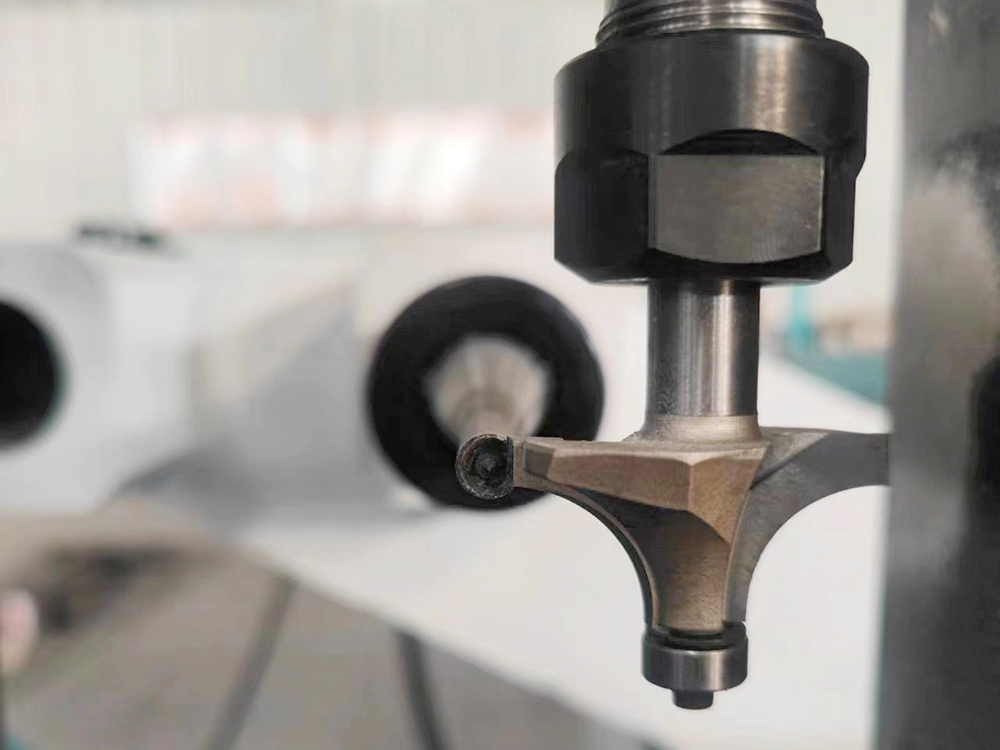 2025 Best Cheap Pool Cue Milling CNC Lathe 2025 Best Cheap Pool Cue Milling CNC Lathe
