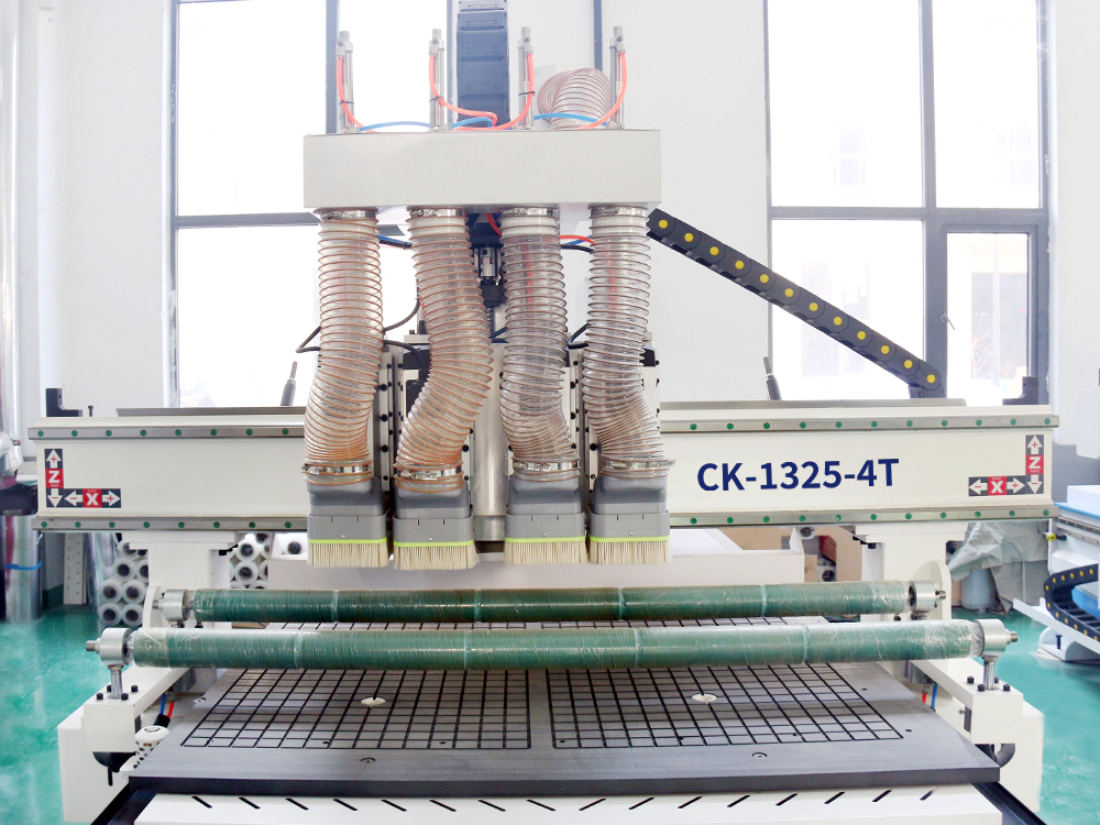 4x8ft Four-Function Switching Nesting Machine 4x8ft Four-Function Switching Nesting Machine