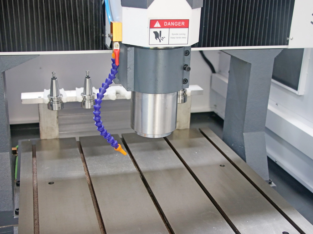 Affordable Semi-Enclosed Linear ATC CNC Metal Milling Machine Affordable Semi-Enclosed Linear ATC CNC Metal Milling Machine