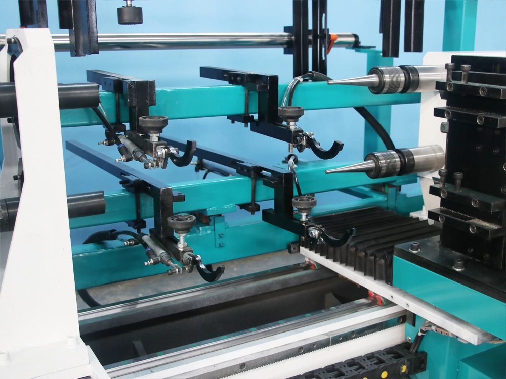 Small 2-Station CNC Wood Lathe With Automatic Feeding and Sanding Device Small 2-Station CNC Wood Lathe With Automatic Feeding and Sanding Device